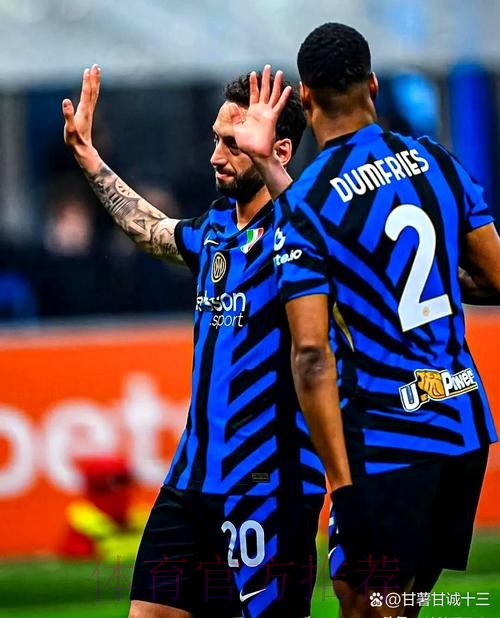 恰尔汗奥卢罚点，击中立柱内侧入网，国米2-1那不勒斯